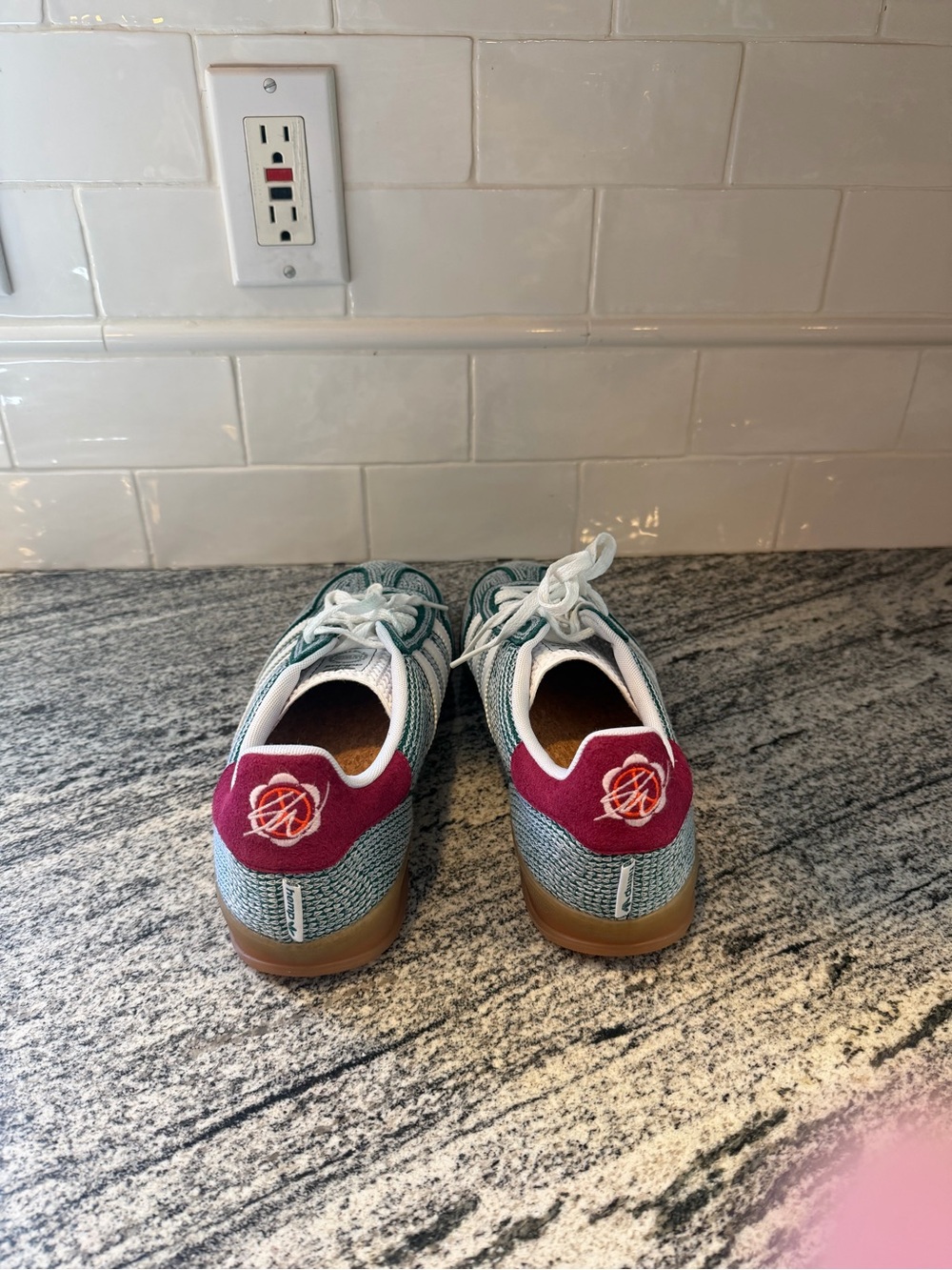Sean Wotherspoon x Adidas Gazelle Indoor Green Hemp Size 10 - Picture 4 of 10